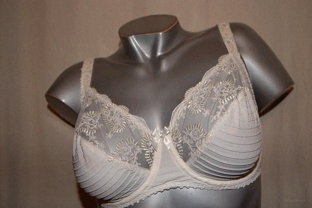 LOUISA BRACQ eleganter Vollschalen BH ÉLISE 419-01 Tüllspitze ivoire 65G NEU