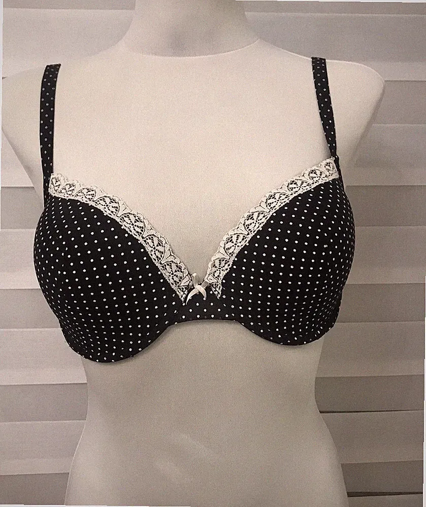 Marks & Spencer 70E BH