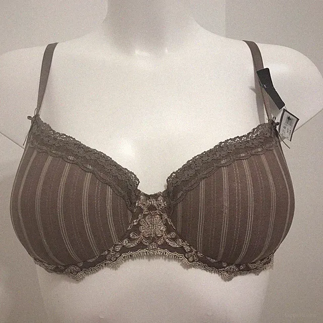 Mey brauner BH Balconette Bügel glatt geformt gepolsterte Cups Streifen & Spitze