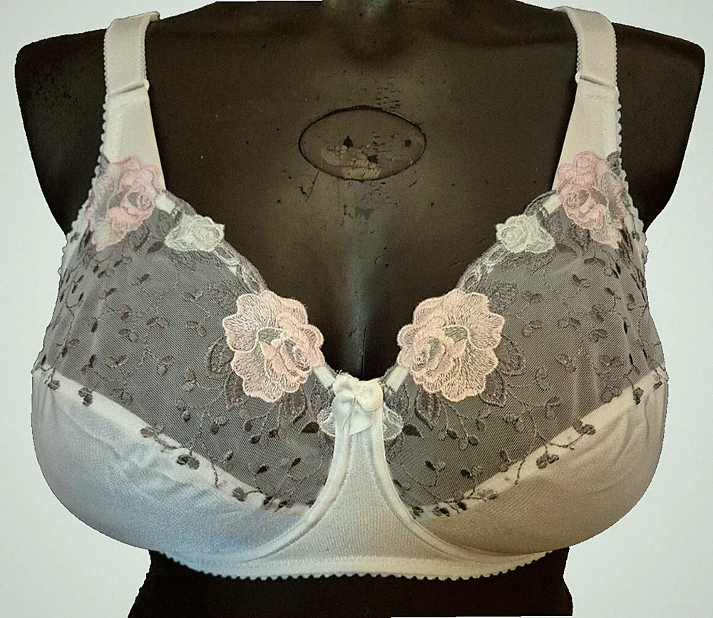 Miss MARY of SWEDEN 5096 Bügel-BH Gr.75F UK 34E vollschale BH Spitze mit Blumen