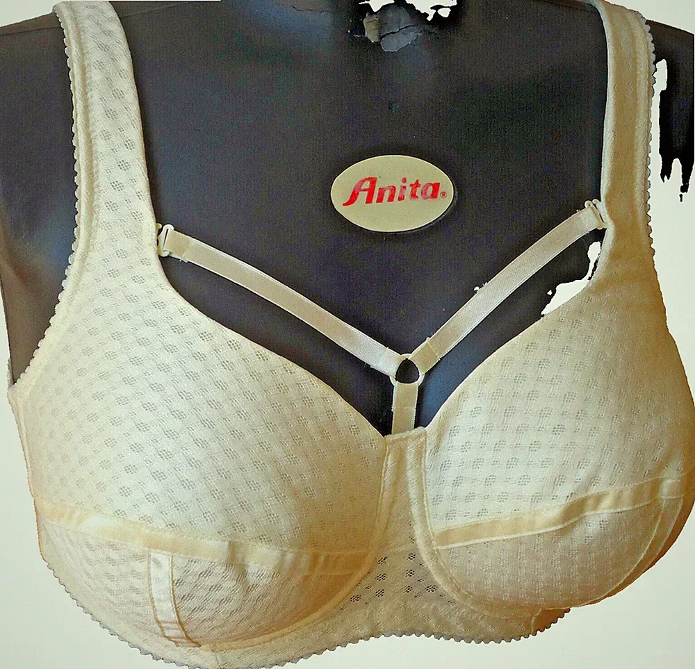 Miss MARY of SWEDEN 5841 Gr.75G UK 34F Bügel-BH Wattiert Vollschale extra Träger