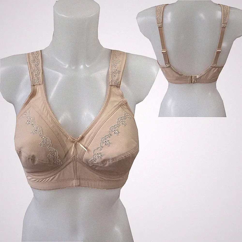 Naturana Damen BH Entlastungs-BH Soft-BH Bügellos Gr. 80B Beige NEU
