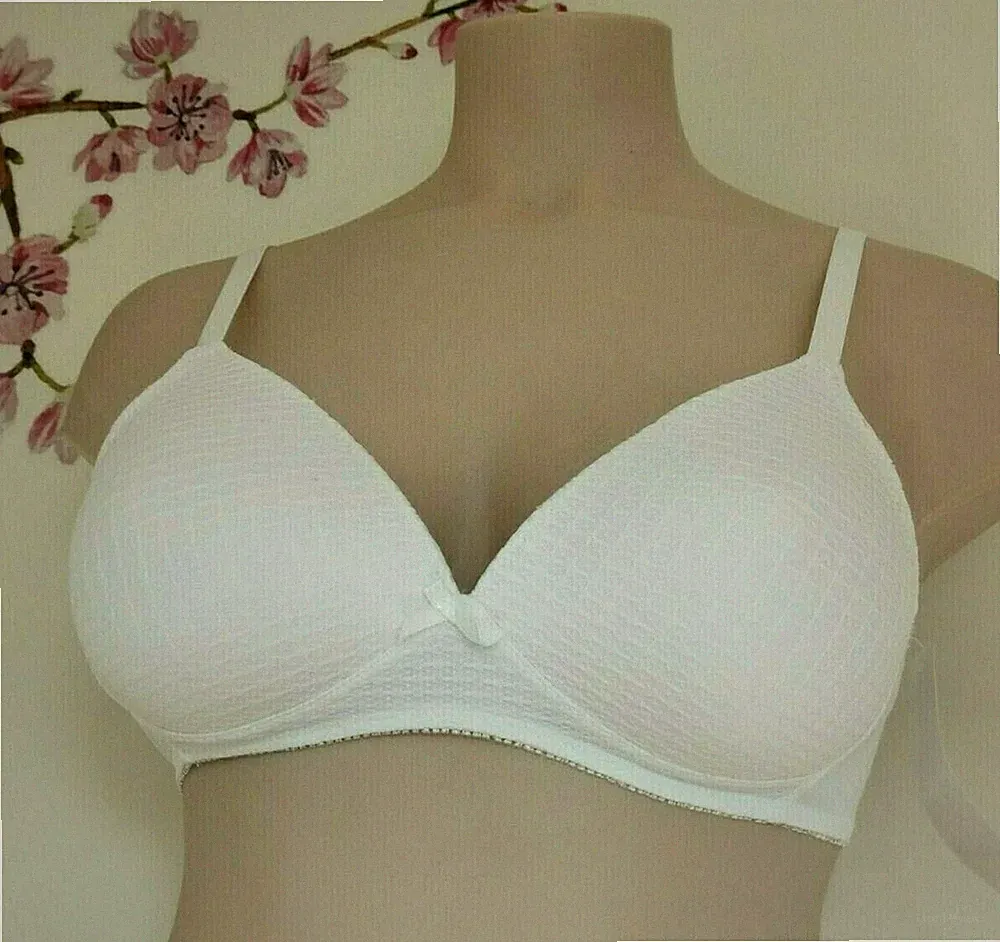 Naturana Soft Schalen BH T-Shirt BH vorgeformte Cups Nahtlose Cups ohne Bügel