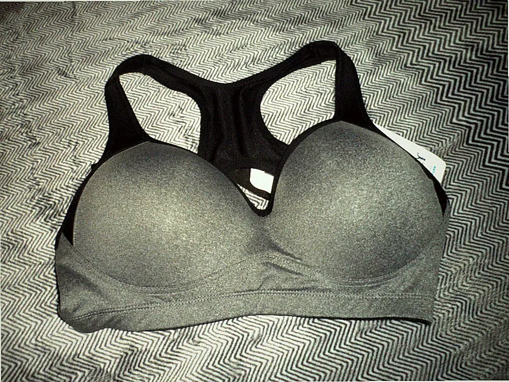 Naturana Sport BH mit Schale ohne Bügel in Grau-Schwarz Gr 75B Cup