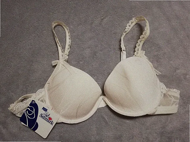NEU BH 80A Selmark Push up Elfenbein Spitze edel exklusiv Sale Geschäftsaufgabe