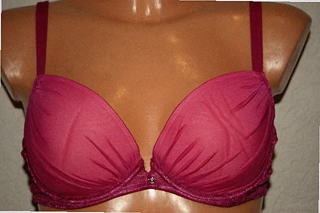 Neu! Bügel - BH * Bra PINK Spitze geraffter Tüll superchic und elegant Gr. 80 B