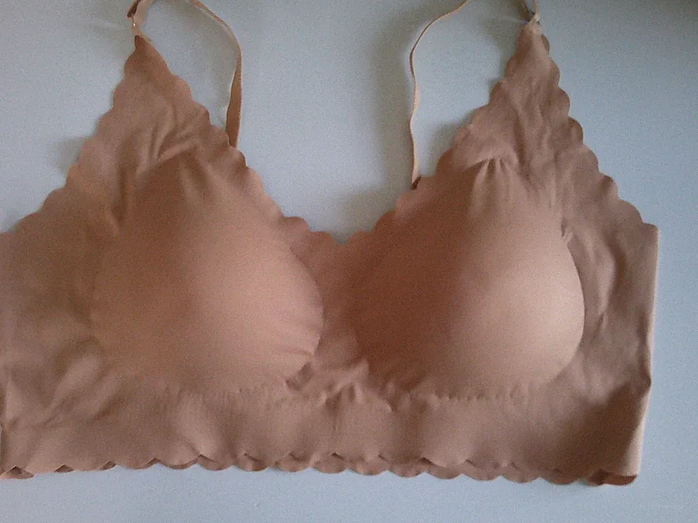 Neu mit Etikett Silky Soft Air Feel Pull On BH beige Gr. XXL 2XL