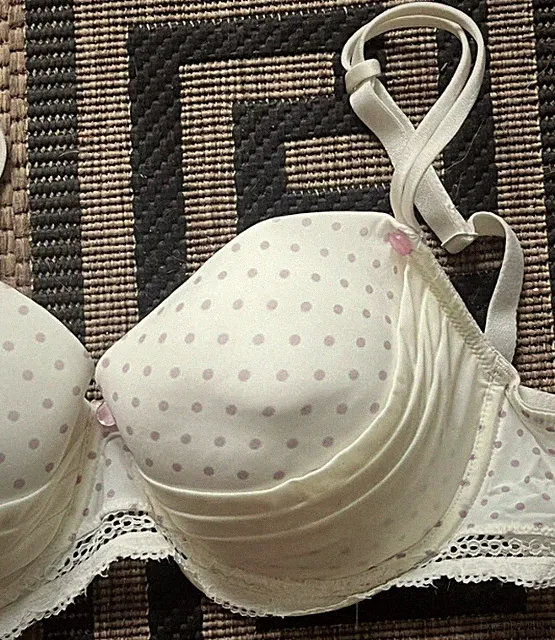 NEU: SOFTSCHALEN BH PÜNKTCHEN-DESSIN SPITZEN 80 D SASSAMODE creme lila *316279
