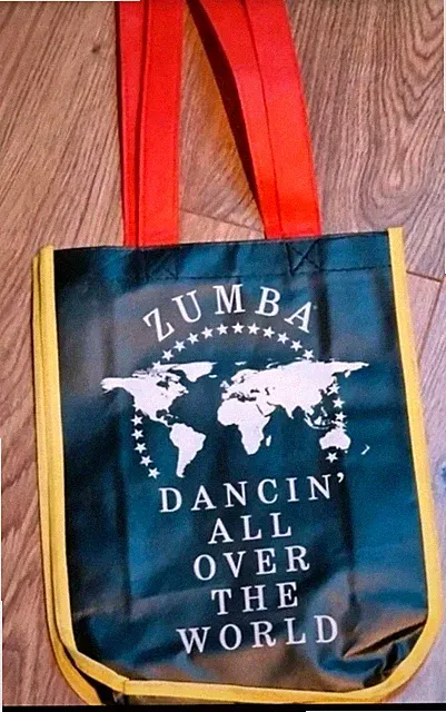 NEU ZUMBA BAG "DANCIN' ALL OVER THE WORLD " Tasche
