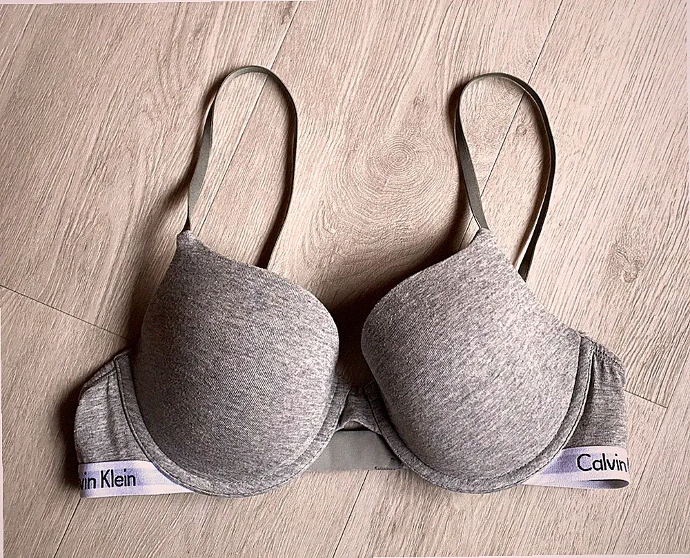 Neuw. – Calvin Klein - gepolsterter Bügel BH - Gr. 80 B – Grau marmoriert