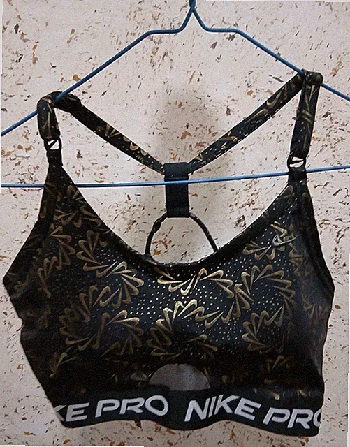 Nike Pro Indy Sport-BH Damen Medium schwarz gold Logo kabellos leichte...