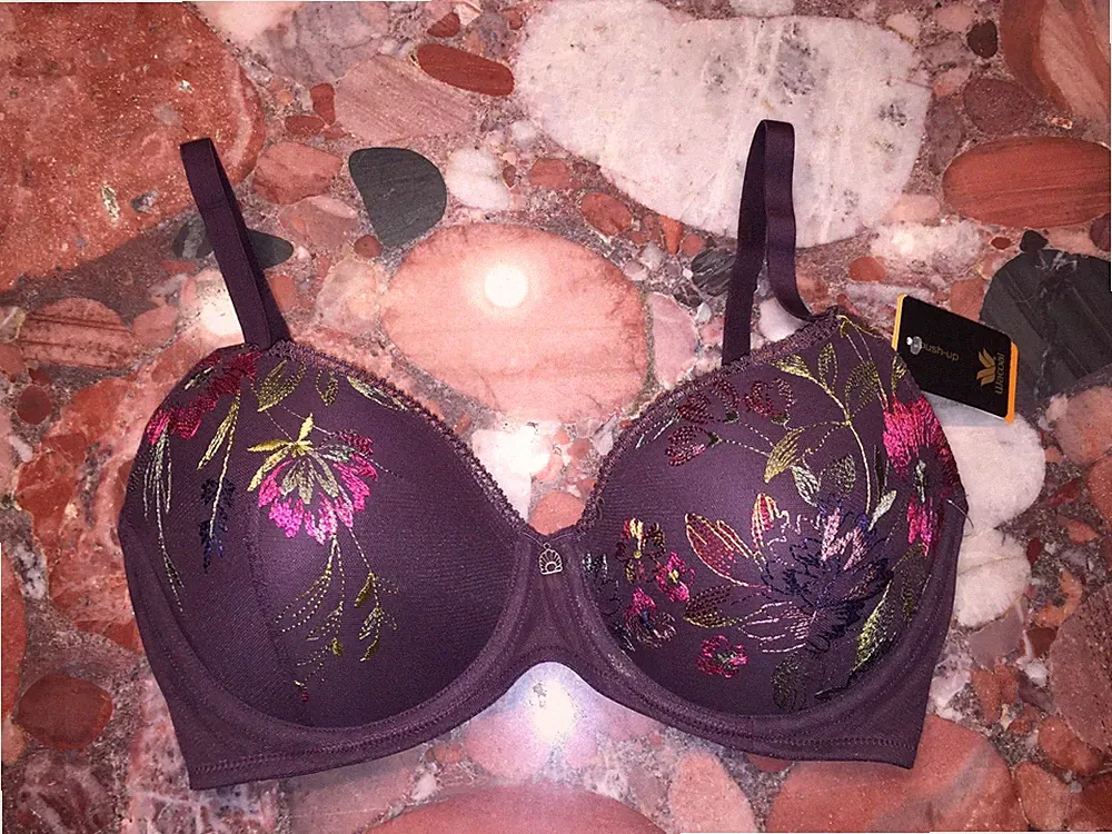 Nwt Wacoal Europa Feige Blumenmuster Bestickt Serenity Gepolstert Push-Up Uw Bh