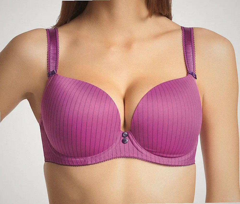 Plunge - BH, gemoldet von Freya Deco Hatty in pink