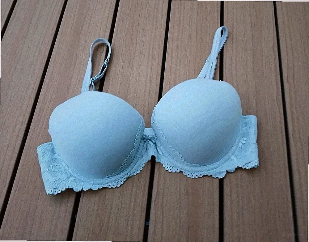 Push-Up-BH 80 B GINA Benotti helles Blau Schalen-BH Träger verstellbar, Spitze