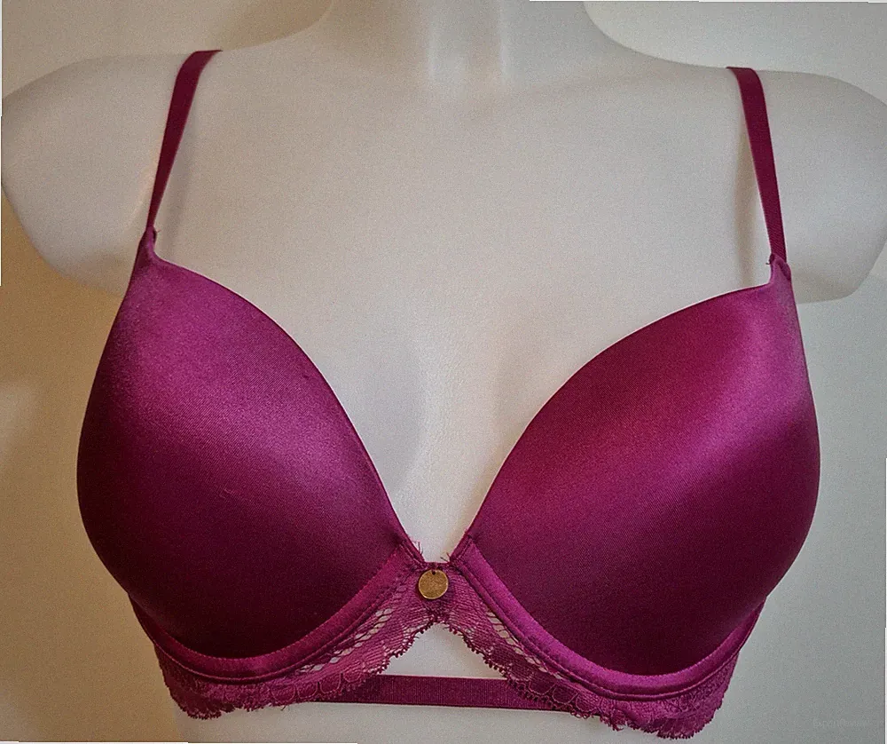 PUSH UP SHIRT BH WATTIERT NEU TOLLES LILA CUP C / D MIT BÜGEL FORMEND