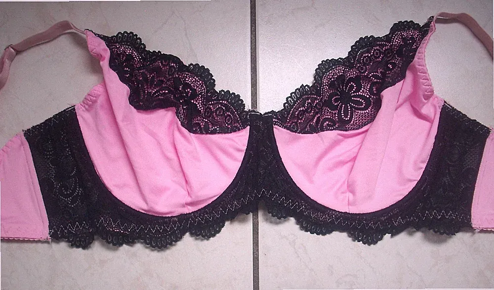R "4XL" Bügel-BH m.schwarzer Spitze-verstellbaren Trägern+3er Verschluss in pink