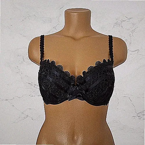 Ravage Lingerie Luxus Bügel BH gepolstert in Schwarz EUR 85 B Sylt Boutique Neu