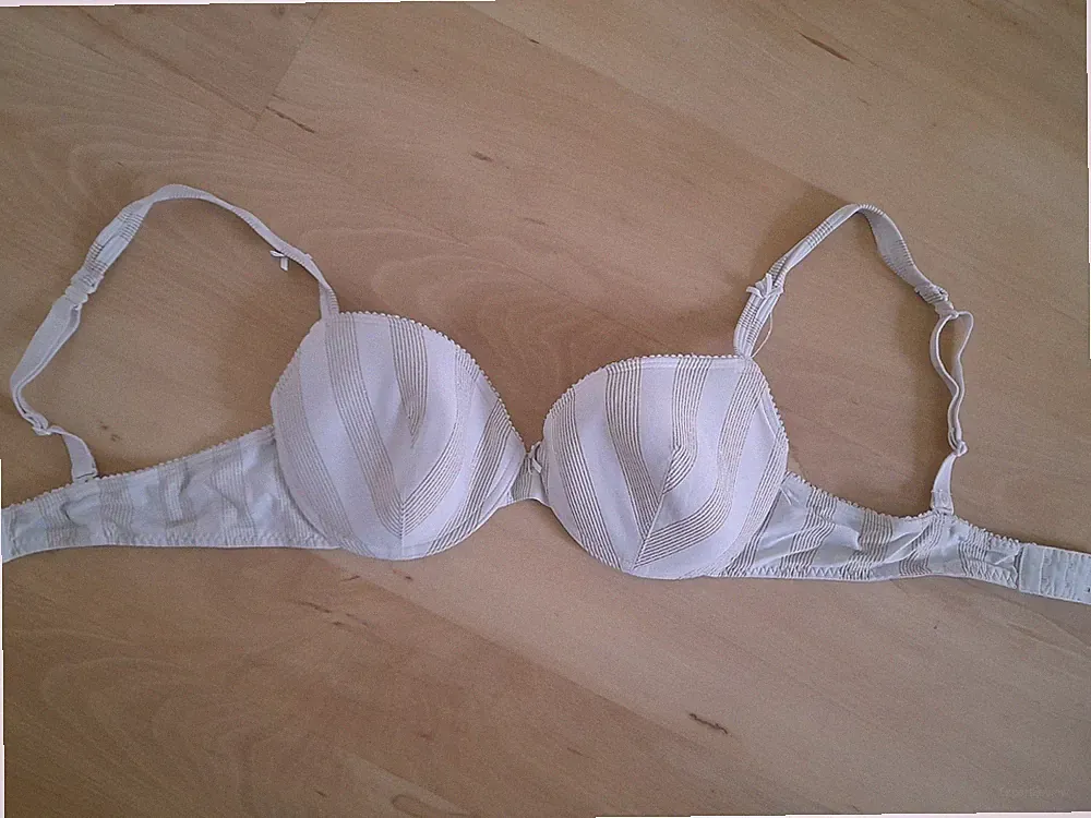 s.Oliver Bügel BH creme/weiß/gold gestreift Gr. 80B