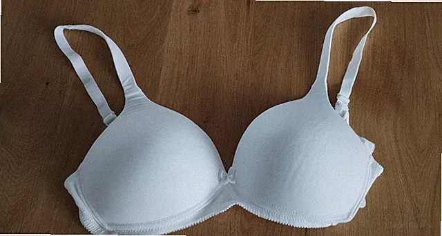 Sale: Naturana Schalen-BH 85 C ohne Bügel ivory, soft , wie neu