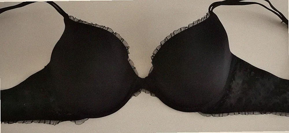 🤍Schalen BH 80C by DKNY - schwarz- leicht gepolstert mit Spitze- Top Zustand 🤍
