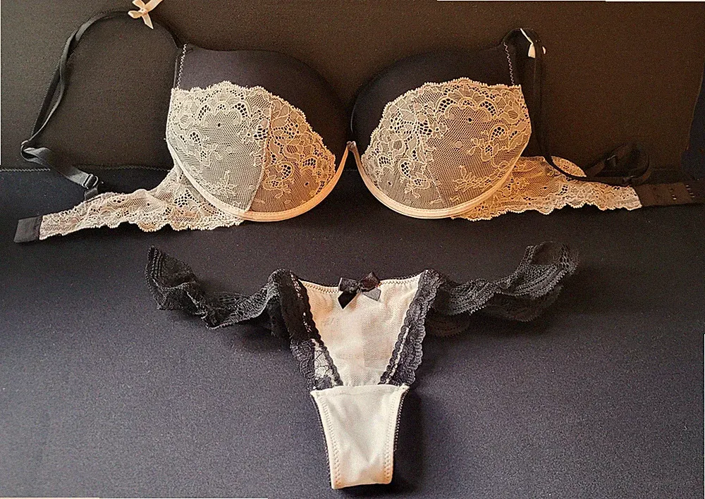 Set Super Push-Up BH (Größe 70C) + Tanga/String (Größe 34) H&M weiß schwarz