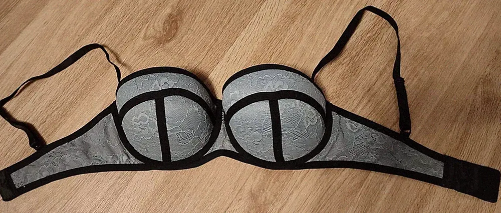 Sexy Push Up Balconette BH Spitze hellblau schwarz Gr. 75C H&M
