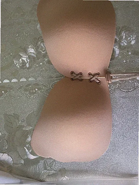 Silikon Klebe BH Unterwäsche trägerlos Bra ohne Bügel Klebe BH für C CUP