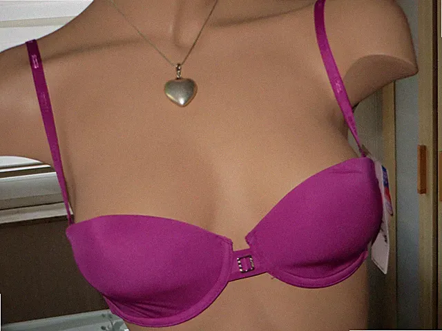 Sloggi Embrace WDP Schalen BH violett abnehmbare Träger Gr 70B NEU
