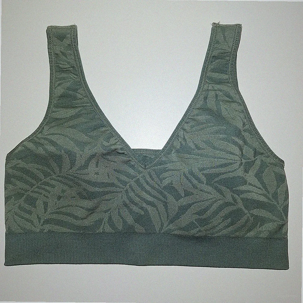 TCM Seamless-Sport-BH, salbei grün, M 40/42 #neu
