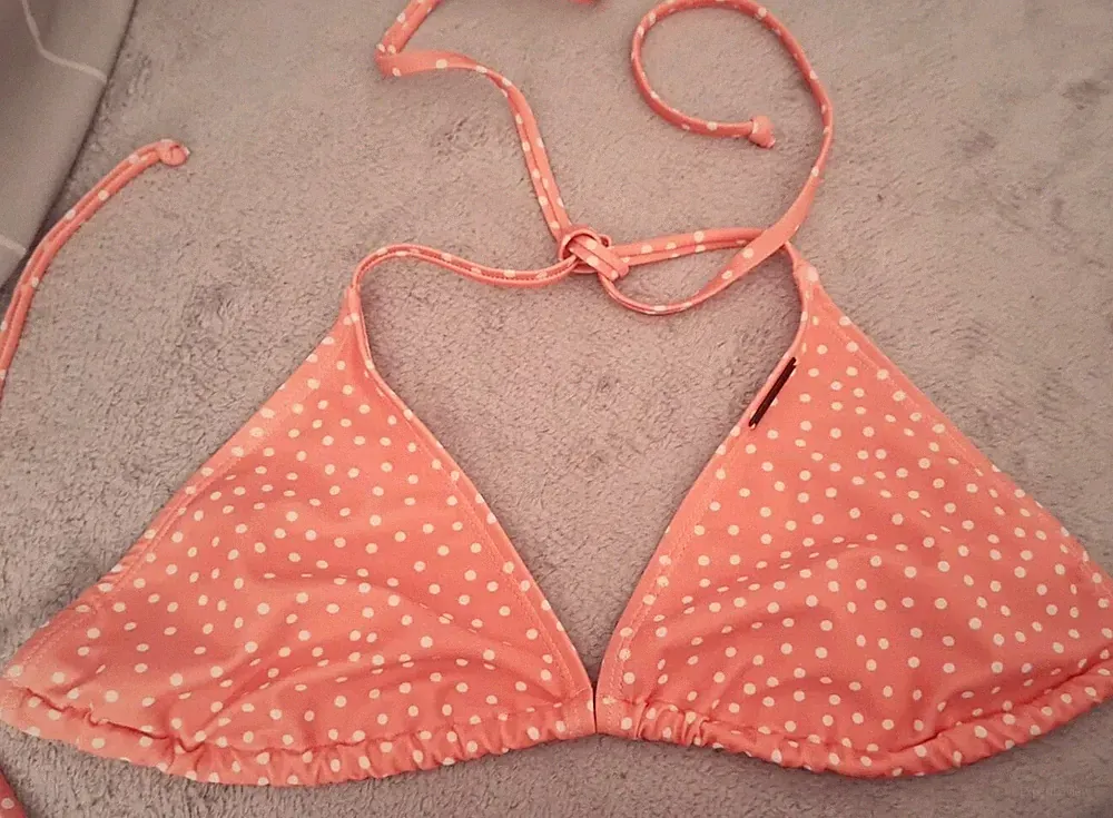 teisumi Bikini-Oberteil Größe 38B , Triangel BH Orange, weiße Punkte