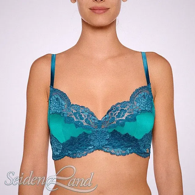 Triangel BH ADRIANA von Millesia mit Seide blau oder beige Abverkauf