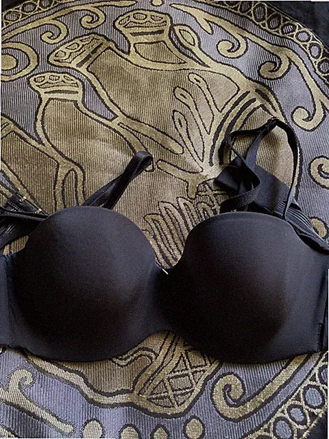 Triumph BH Body Make-Up Essentials WDP BHs mit Bügel Größe 75 A schwarz