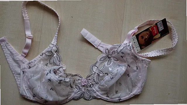 Triumph BH Büsten-Brust-halter-Bra 75C neu Etikett FANCY EMOTION W pink sheer
