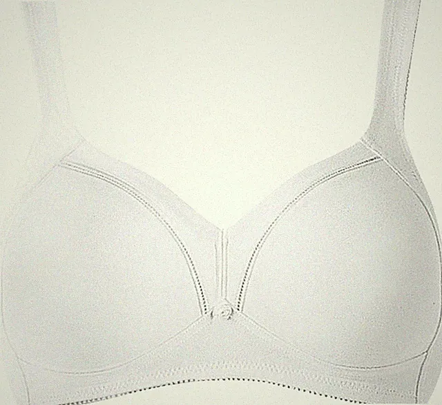 Triumph BH ohne Bügel "Cotton Shaper"