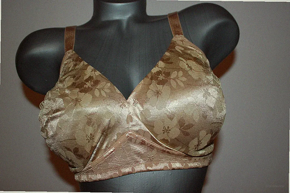 Triumph bügelloser BH "Best Comfort P" Gr. 95 B haut gefüttert ohne Bügel