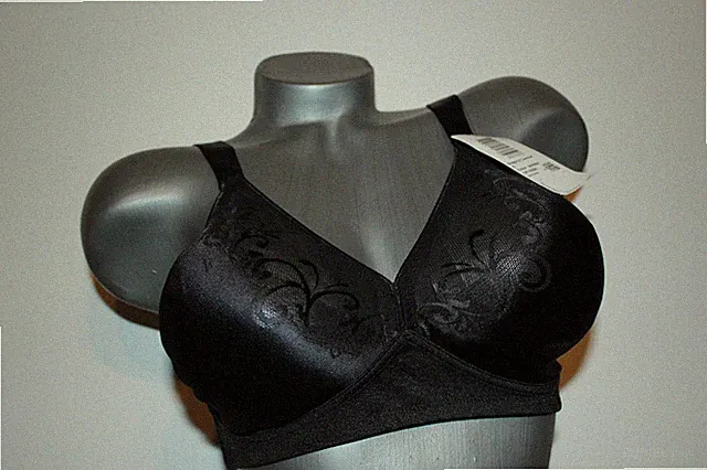 Triumph bügelloser BH "Shaping Comfort N" Gr. 85 D schwarz ohne Bügel