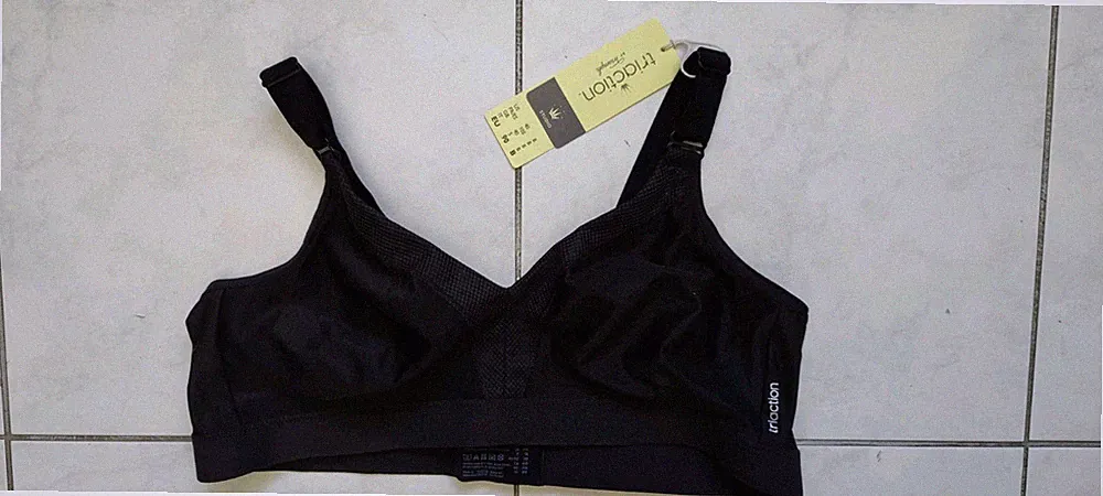 Triumph Damen Triaction Wellness N Sport-BH🖤Größe 90 B🖤 Neu mit Etikett