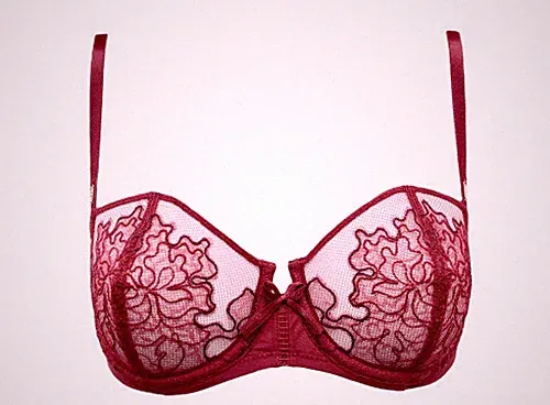 Triumph Halbschalen BH Alluring Essence WH 75B 75C 75D rot NEU Weihnachten