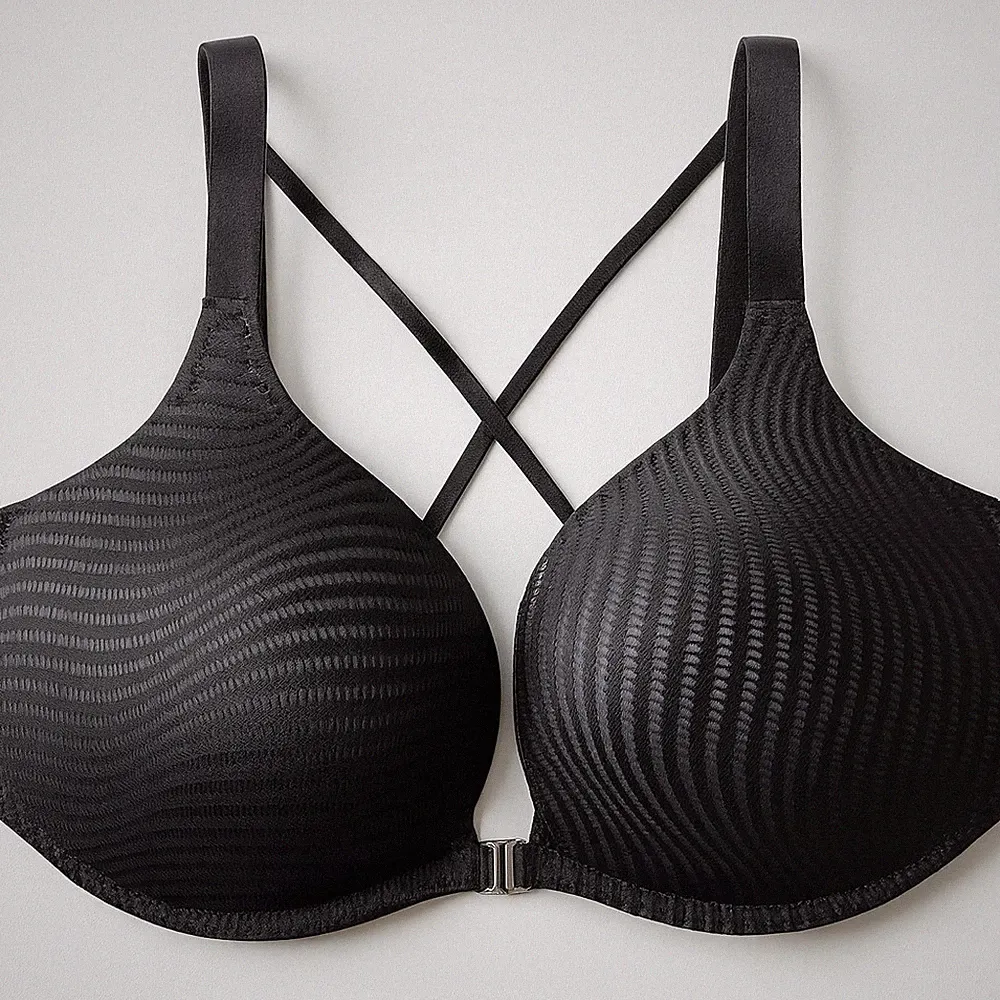 Triumph Harmony Spotlight WHUF Damen BH mit Bügel Push-up Gr. 80E Schwarz