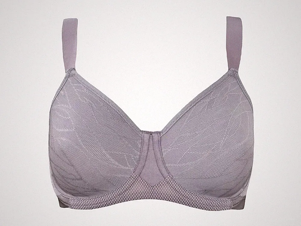 Triumph Minimizer BH Airy Sensation W01 75C 75F verschiedene Farben NEU