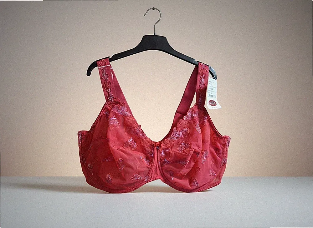 ULLA Dessous 2123 CARLA Gr.120F Elegantes Bügel-BH Rot neu