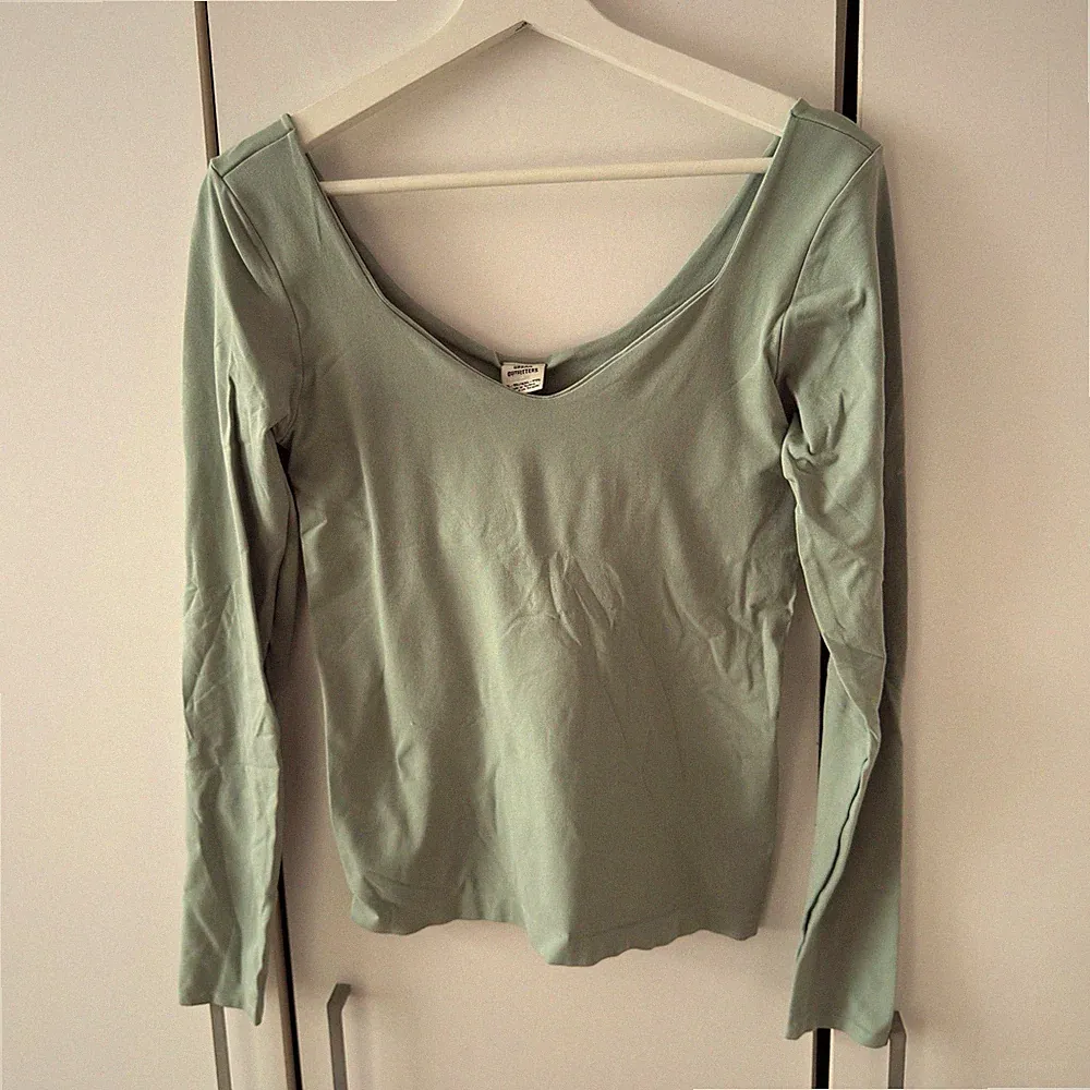 Urban Outfitters Roux Scoop Long Sleeve Seamless Top Gr. XL / XXL Grün