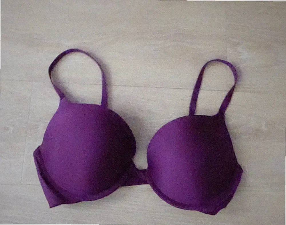 Victoria's Secret Push-Up BH*violett lila*34DD*=EU 75 E